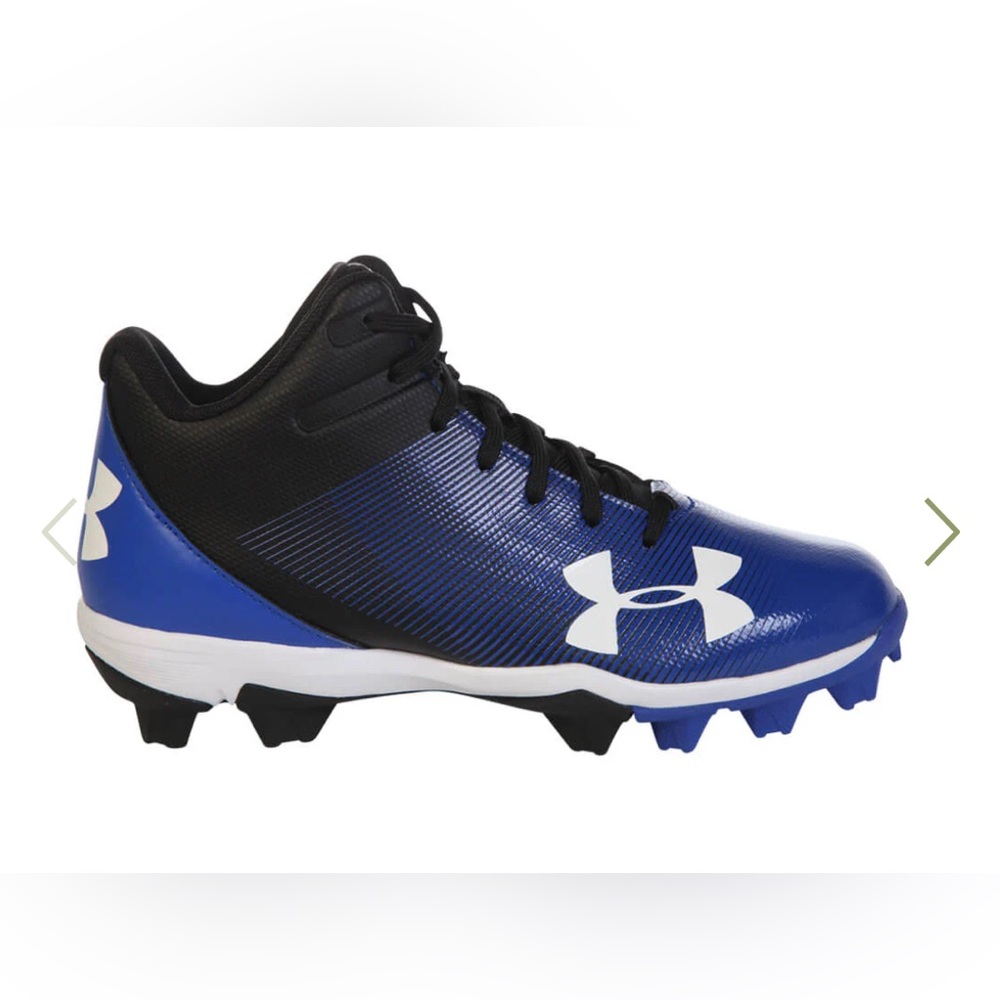UNDER ARMOUR youth size 6Y lead off Mid RM cleats